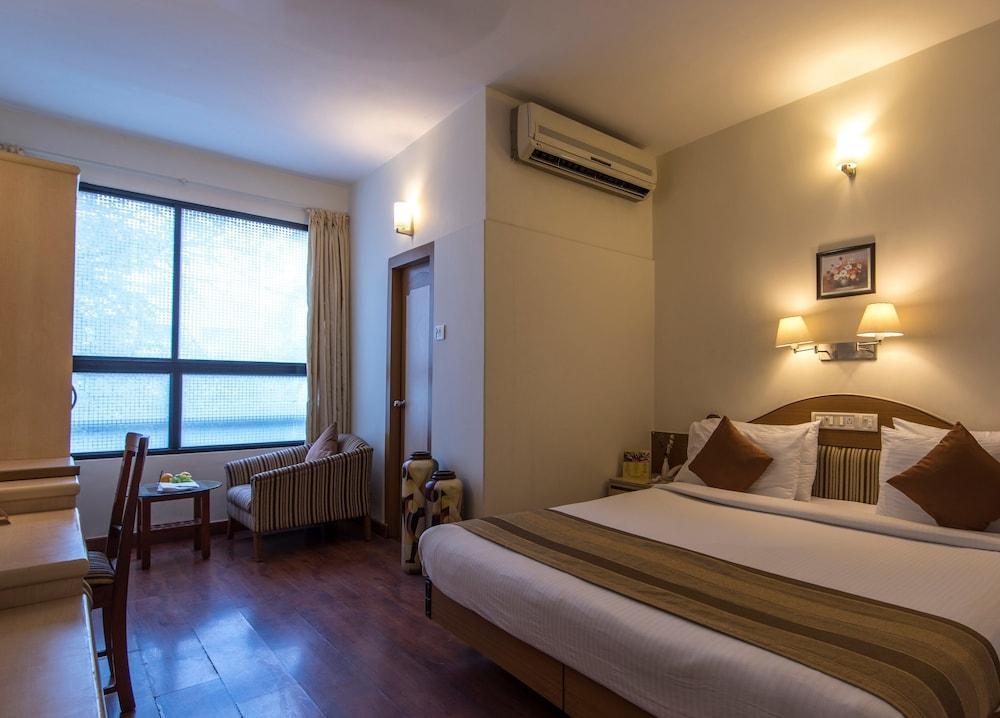 Hotel Park Central Koregaon Park Pune Exterior foto