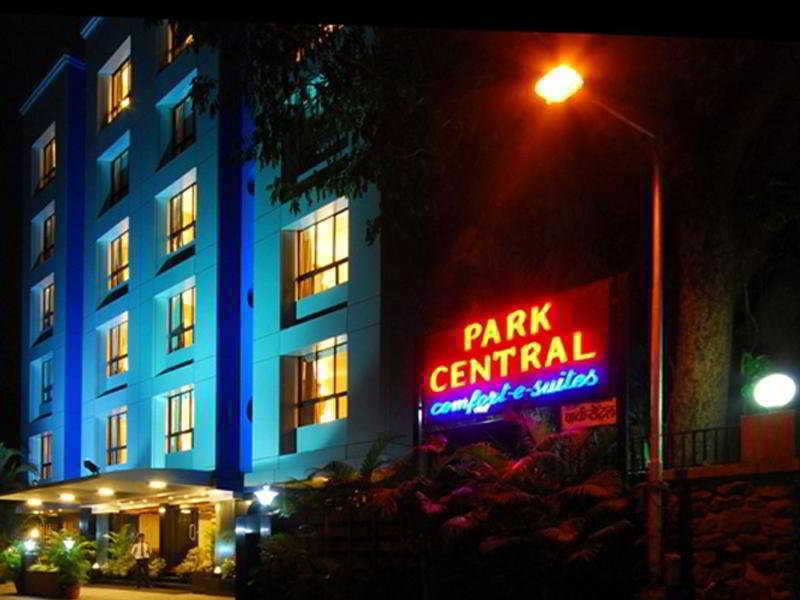 Hotel Park Central Koregaon Park Pune Exterior foto