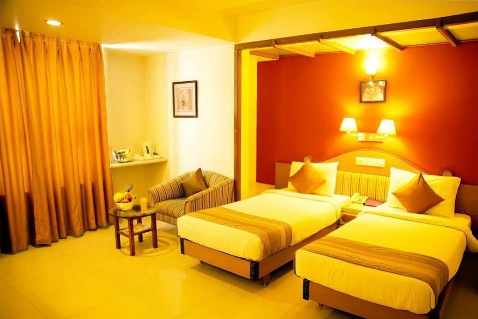 Hotel Park Central Koregaon Park Pune Exterior foto